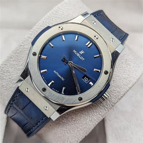 Hublot Classic Fusion Blue 511.NX.7170.LR 